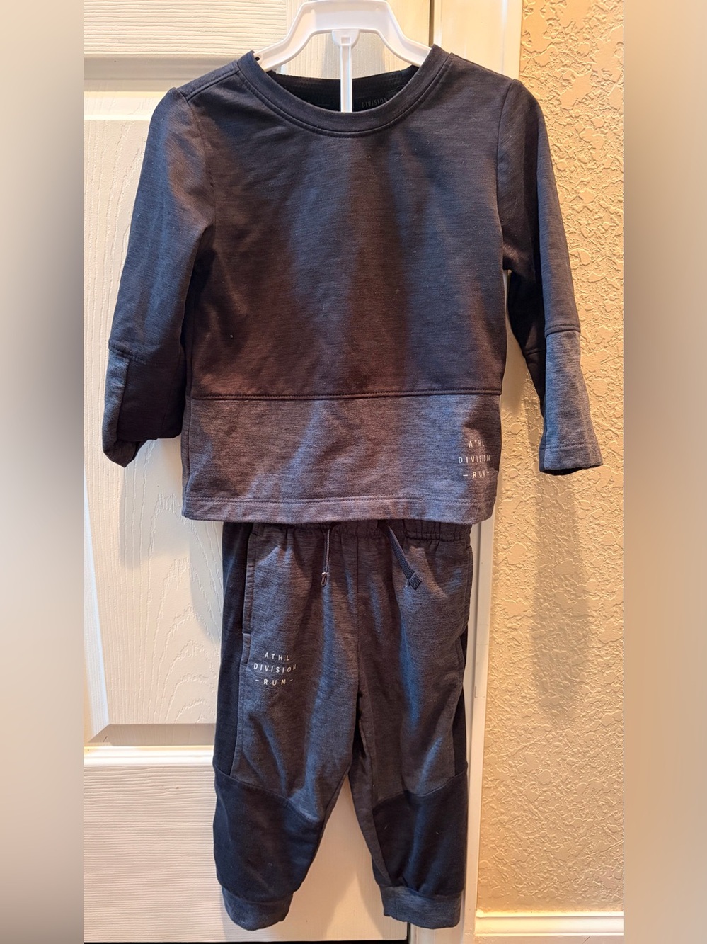 Athletic Works Toddler matching sweat set